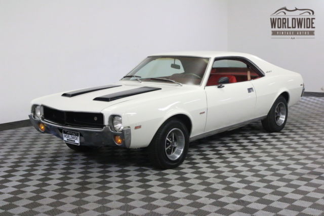 1969 White SST. 343 V8. 4 BBL V8 PS PB AC! 1969 AMC Javelin SST. 343 V8. 4 BBL V8 PS PB AC