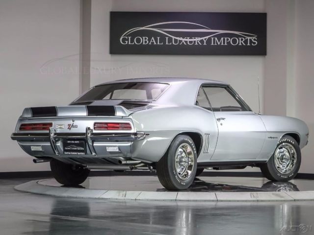 1969 Chevrolet Camaro - photo 11