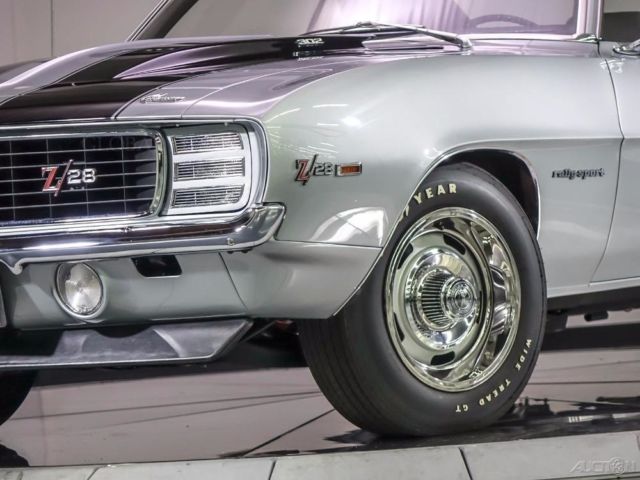 1969 Chevrolet Camaro Z28 302 - photo 4