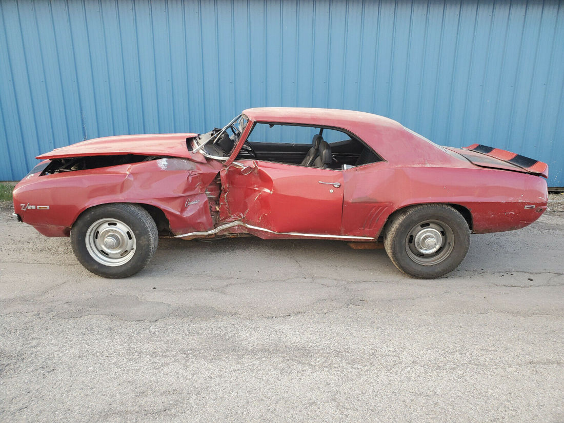 1969 Chevrolet Camaro Z28 - photo 2