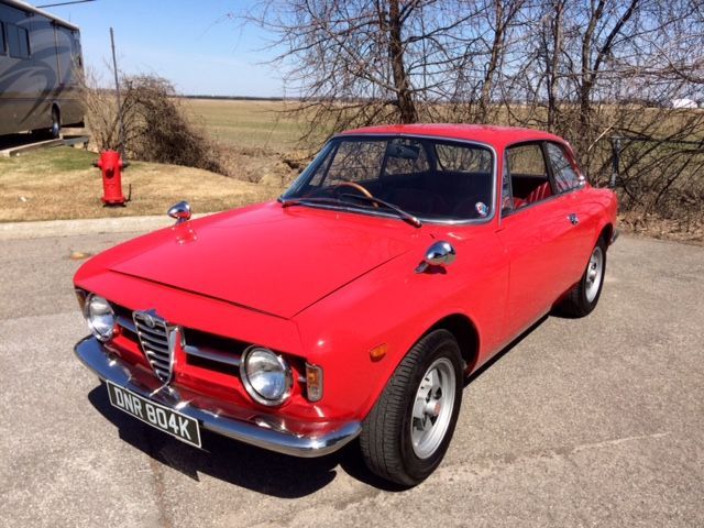 1970 Alfa Romeo GT JUNIOR 1300  1 OWNER COMPLETLY DOCUMENTED - photo 3