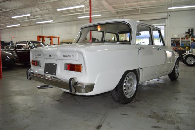 1970 Alfa Romeo Giulia TI 1300 impeccable in and out! - photo 12