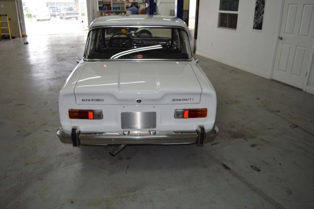1970 Alfa Romeo Giulia TI 1300 impeccable in and out! - photo 9