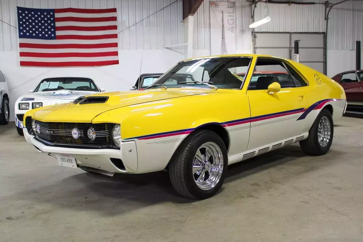 1970 AMC AMX 7600 Miles Yellow/White Coupe 401ci Tremec TKX 5 speed manual 1970 AMC AMX