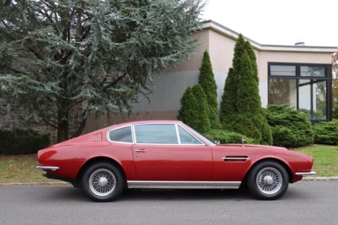 1970 Aston Martin DBS - photo 4