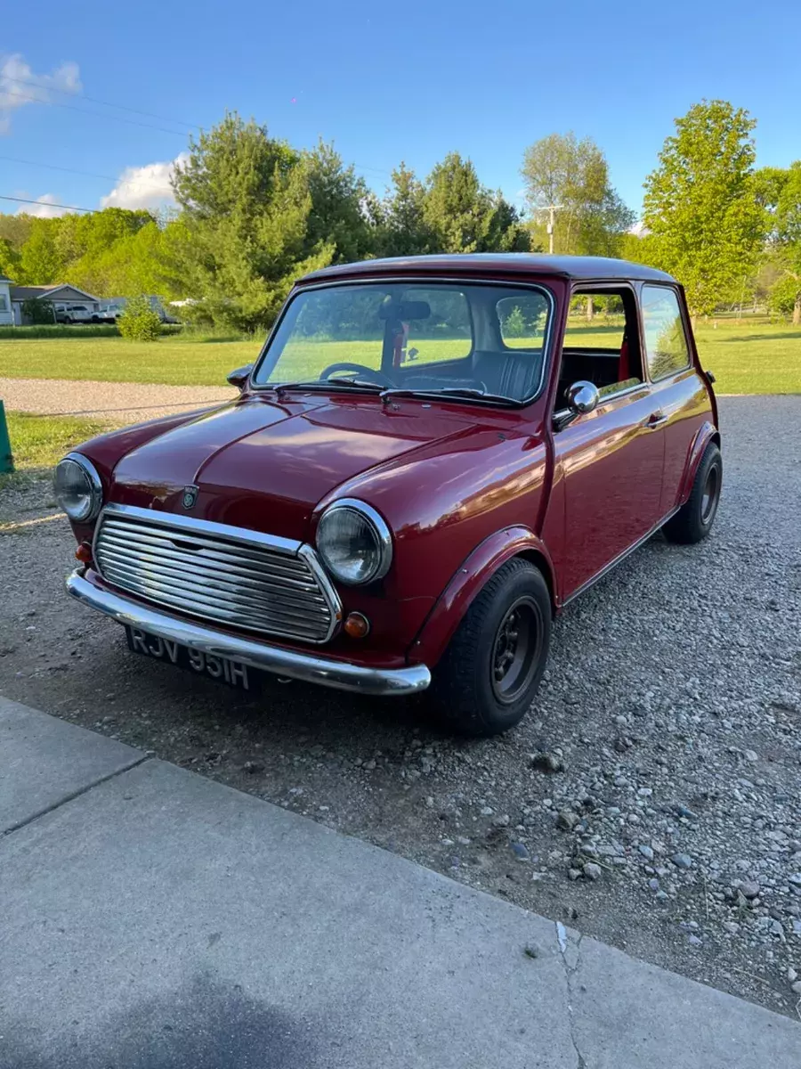 1970 austin mini cooper 998cc with new suspension! 1970 Austin Classic Mini