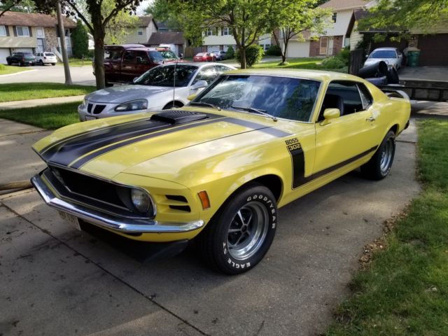 1970 BOSS 302 Ford Mustang 4 speed Shaker Hood Rebuilt Engine 1970 Ford Mustang BOSS
