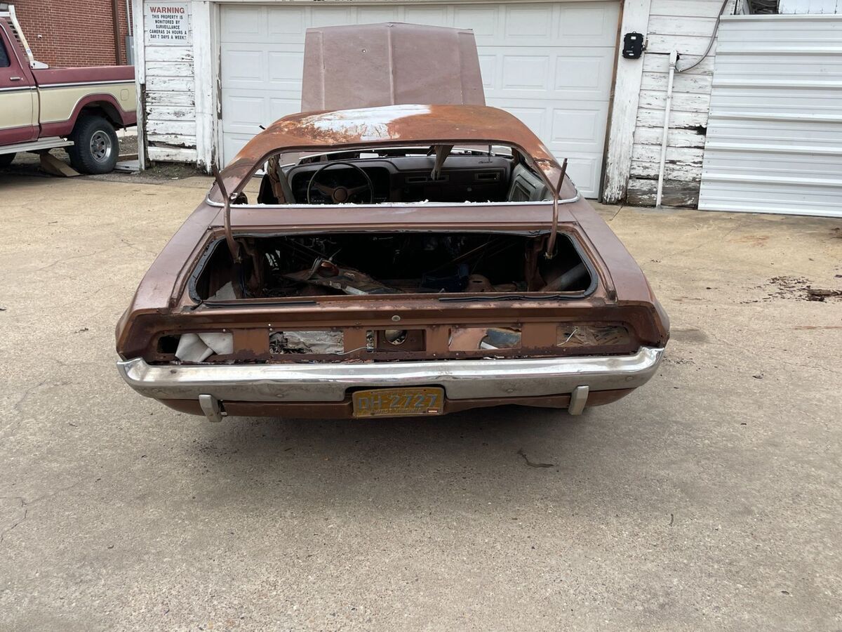 1970 Dodge Challenger SE - photo 3