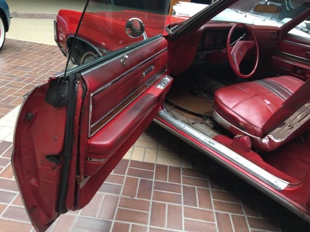 1970 Buick 225 convertable -- - photo 11