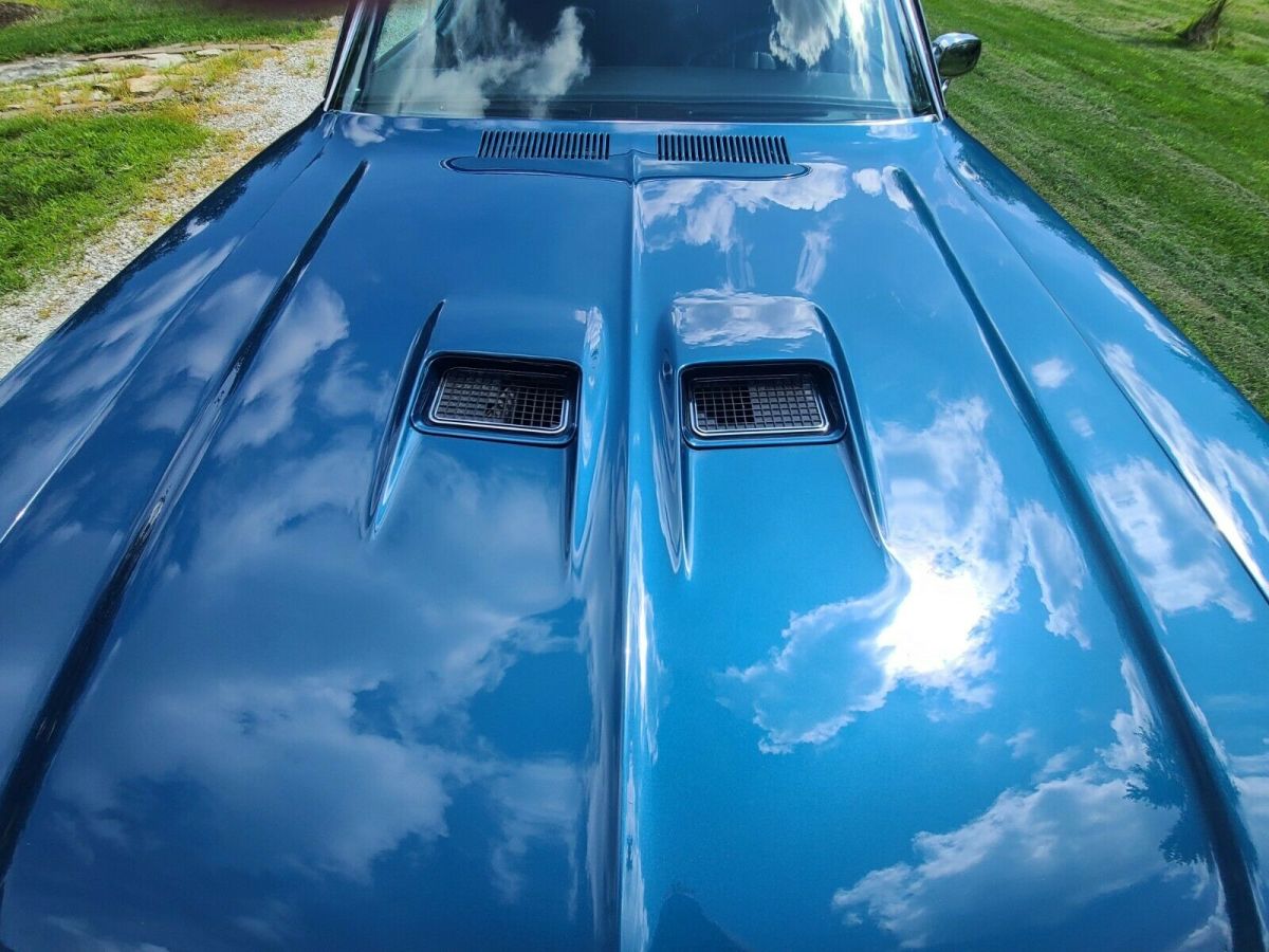 1970 Buick Skylark GS - photo 2