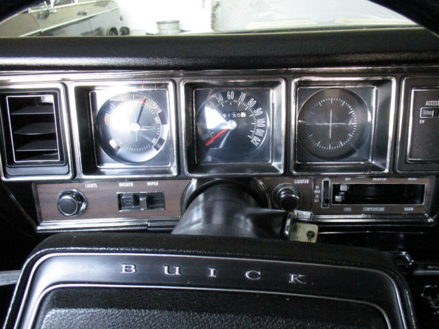 1970 Buick GS455 4 speed convertible - photo 11