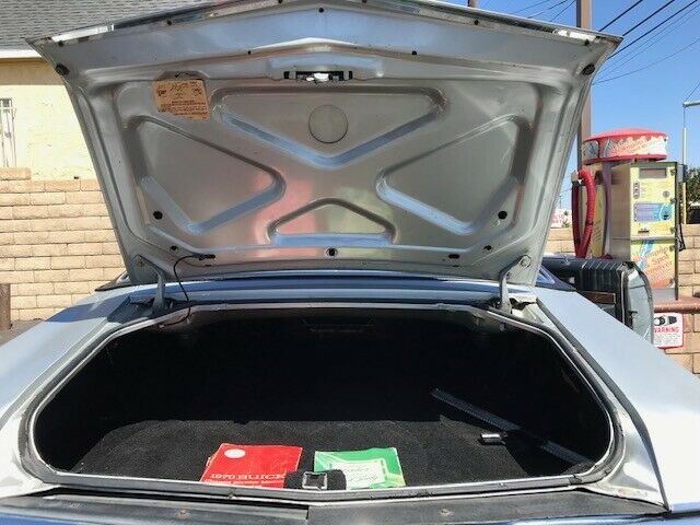 1970 Buick Riviera - photo 12