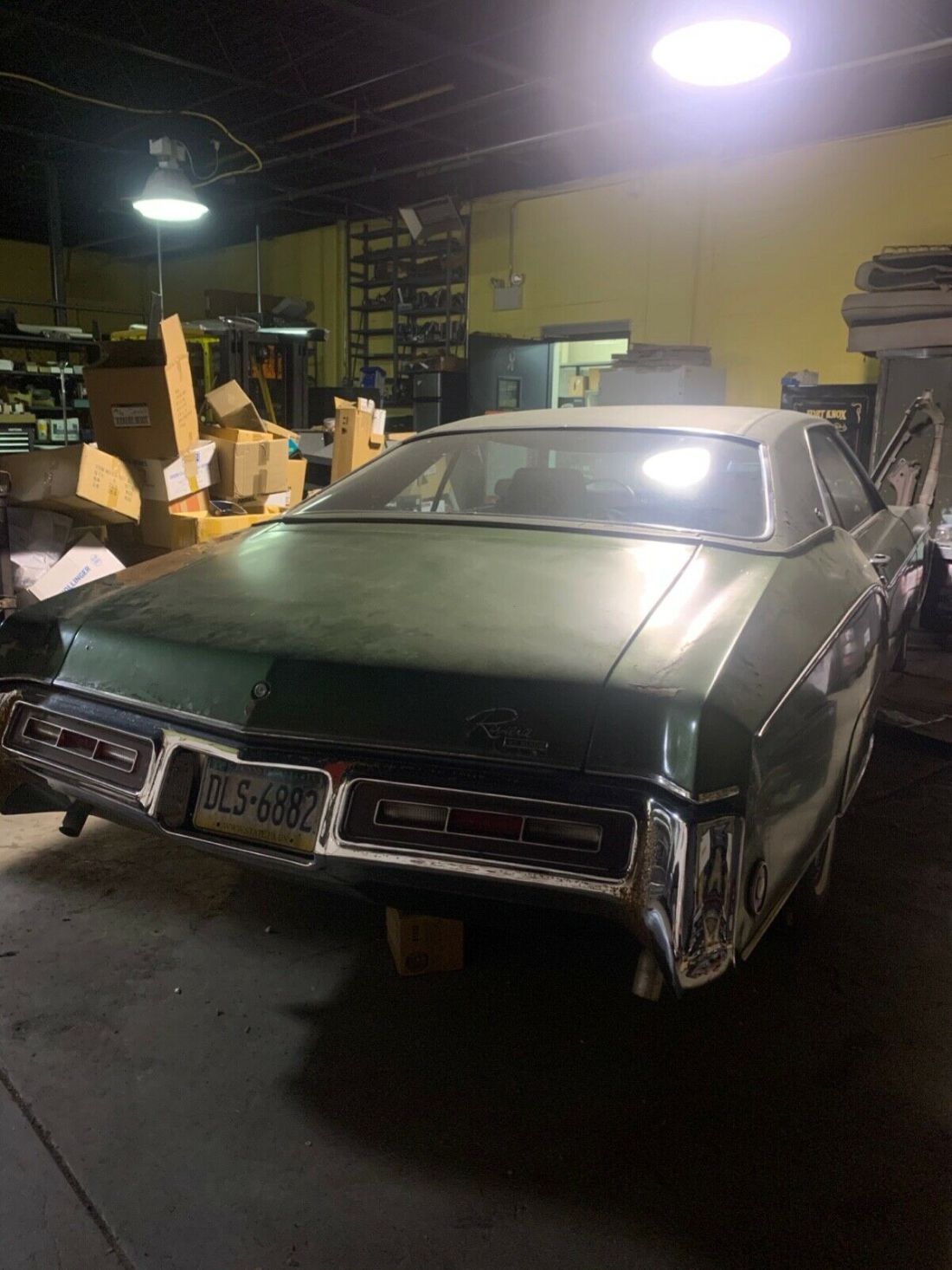 1970 Buick Riviera - photo 2