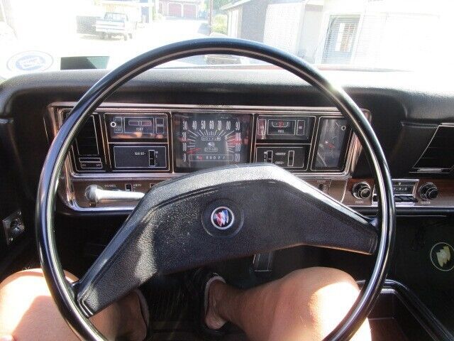 1970 Buick Riviera - photo 12
