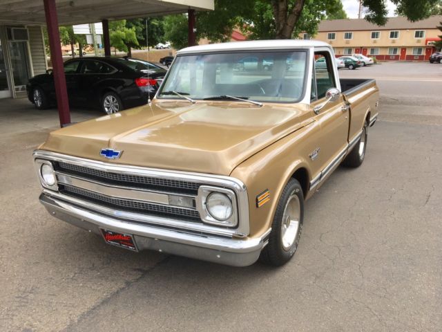 1970 Chevrolet C-10 - photo 2