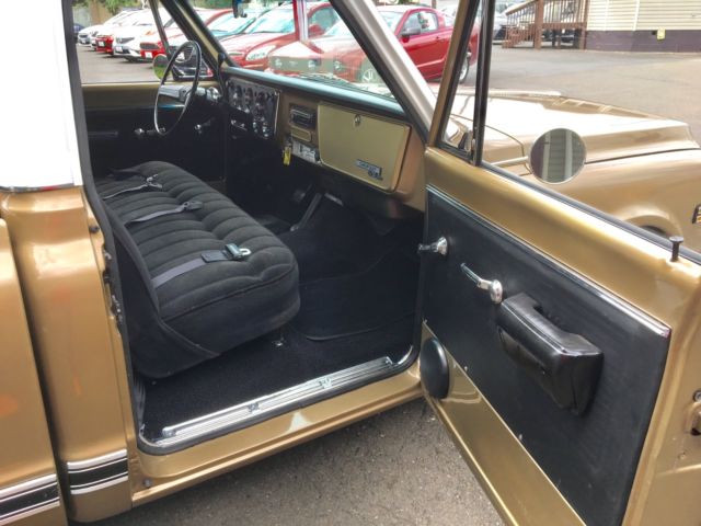 1970 Chevrolet C-10 - photo 9