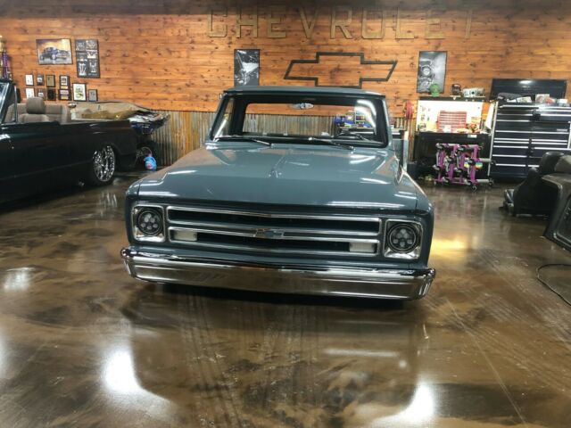 1970 Chevrolet C-10 - photo 2