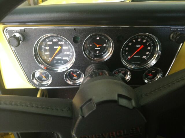 1970 Chevrolet C-10 - photo 10