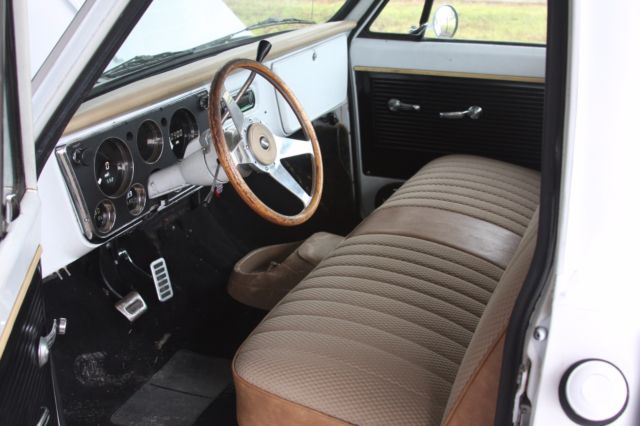 1970 Chevrolet C-10 - photo 9