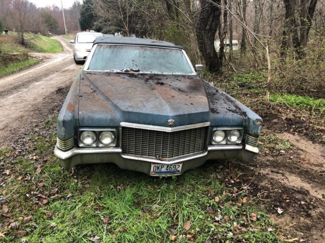 1970 Cadillac convertible for restoration 1970 Cadillac DeVille