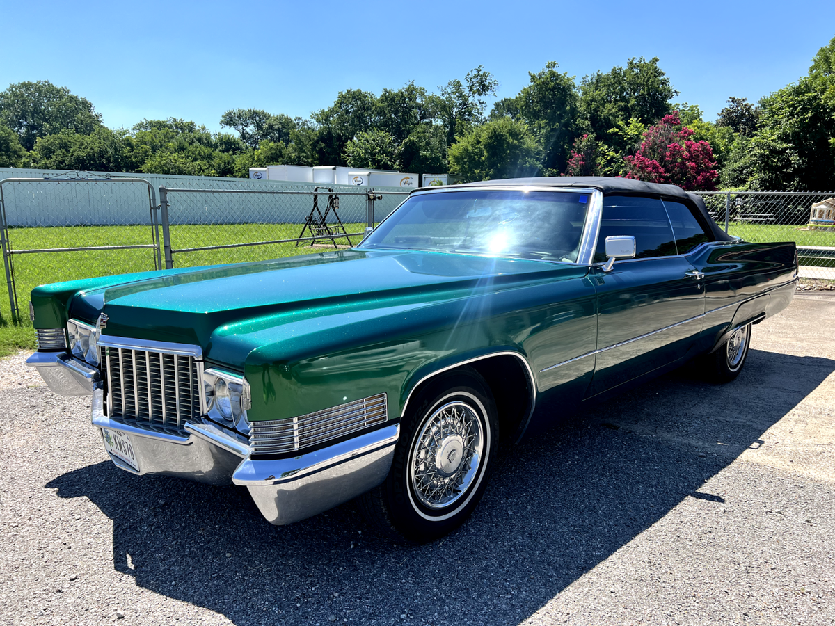 1970 Cadillac DeVille - photo 2