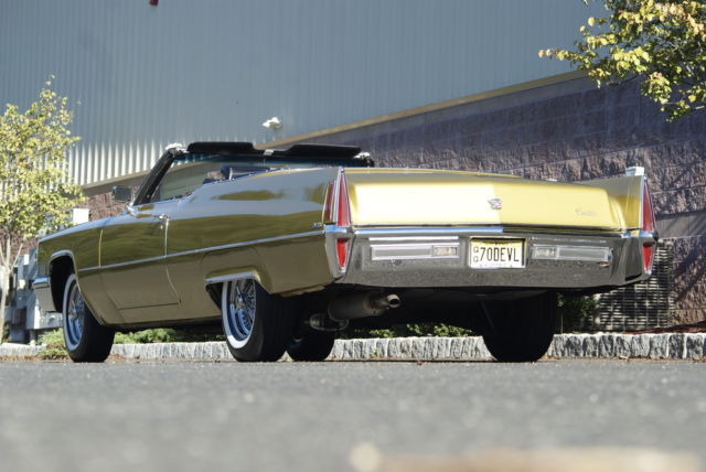 1970 Cadillac DeVille Base Convertible 2-Door - photo 2
