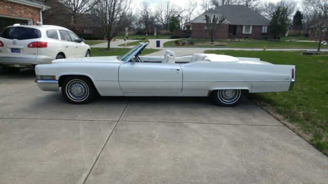 1970 Cadillac DeVille Convertible - photo 4