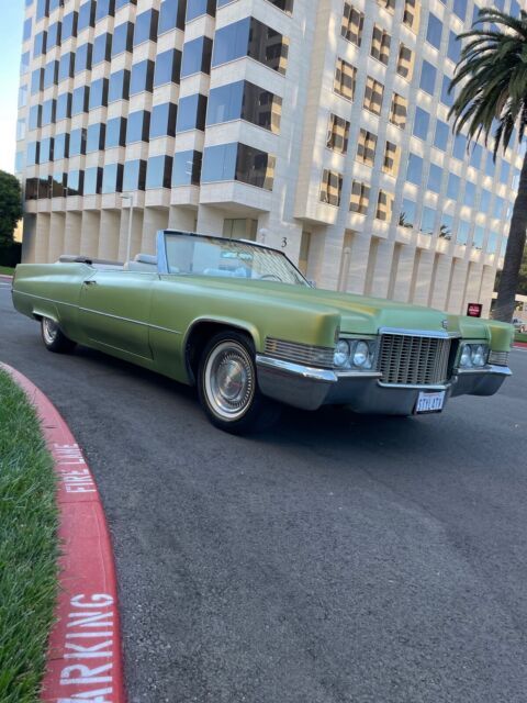 1970 Cadillac DeVille - photo 2