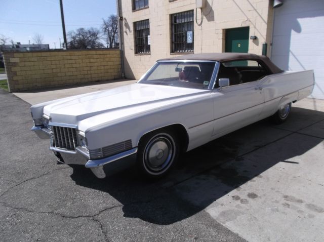 1970 Cadillac DeVille CONVERTIBLE - photo 4
