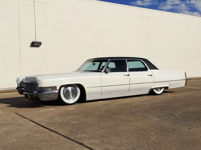 1970 Cadillac DeVille Sedan - photo 4