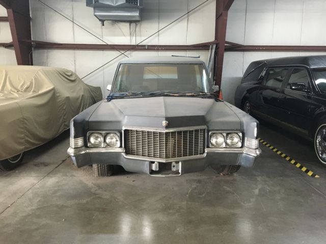 1970 Cadillac Fleetwood Blue - photo 2