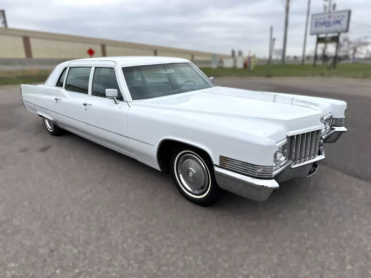 1970 Cadillac Fleetwood Limo ** 472 V8 1970 Cadillac Fleetwood Limousine