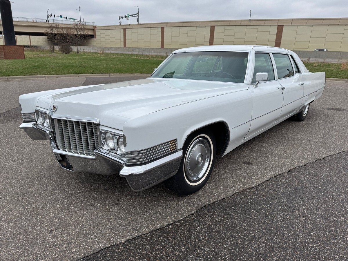 1970 Cadillac Fleetwood Limousine - photo 8