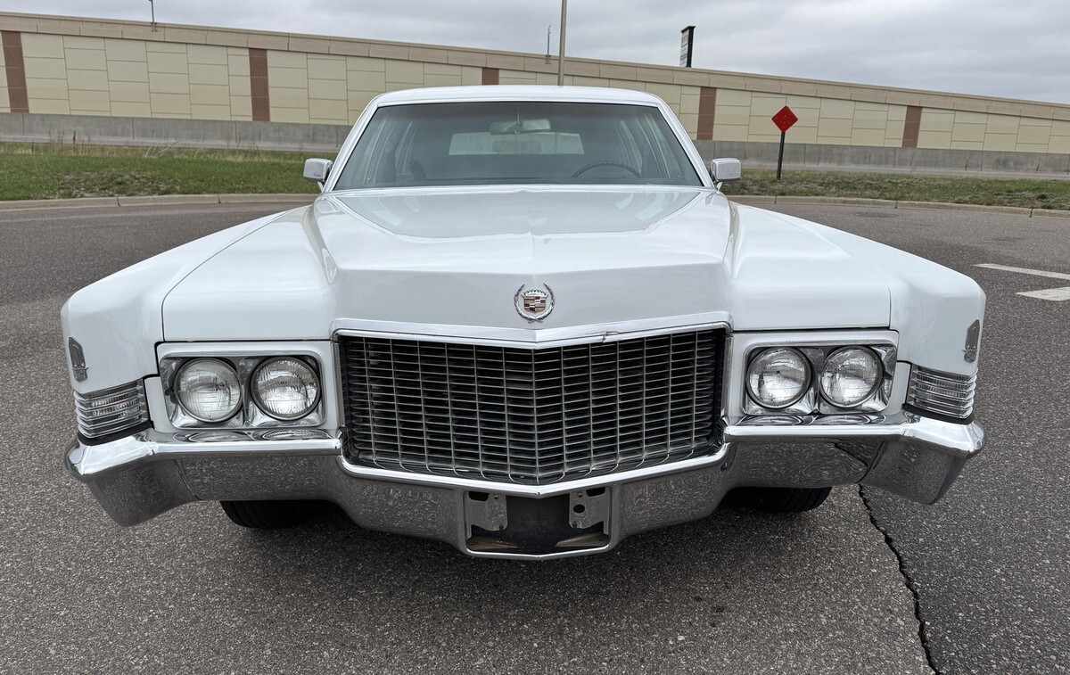 1970 Cadillac Fleetwood Limousine - photo 9