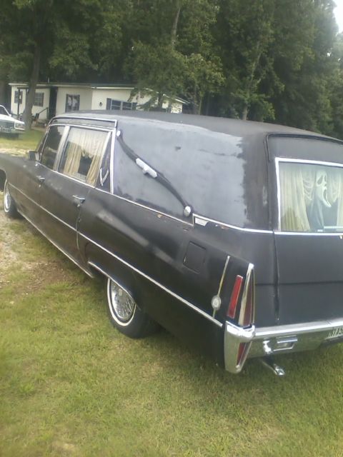 1970 Cadillac Fleetwood Hearse - photo 5