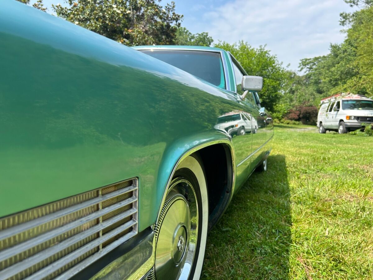 1970 Cadillac DeVille 4 door - photo 3
