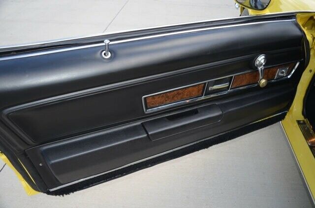1970 Chevrolet Camaro Z28 RS 2-Door Coupe - photo 12