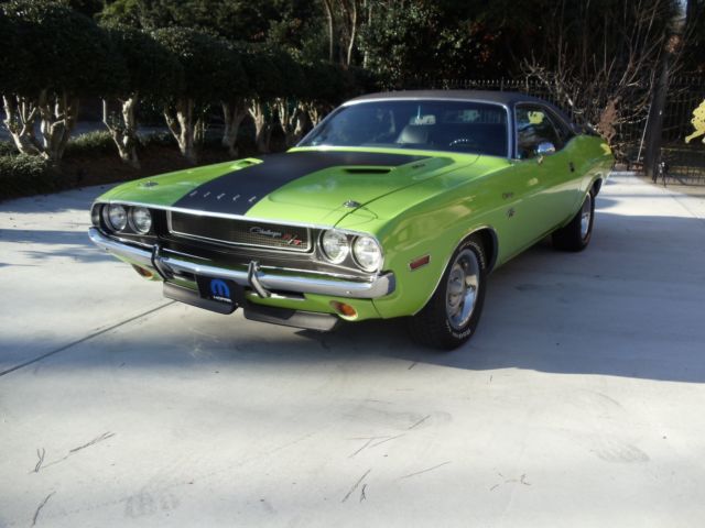 1970 Dodge Challenger - photo 2