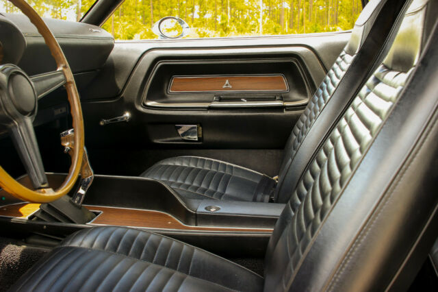 1970 Dodge Challenger - photo 12