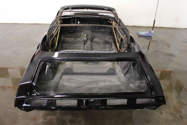 1970 Dodge Challenger convertible - photo 7