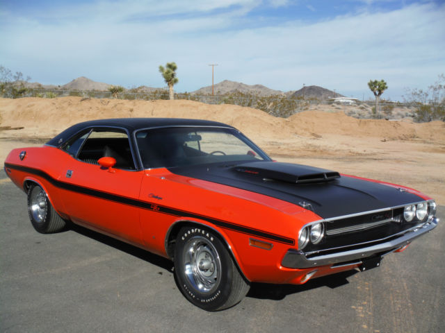 1970 Dodge Challenger RTSE HEMI 426 - photo 2