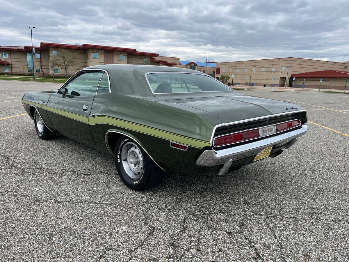 1970 Dodge Challenger R/T - photo 4