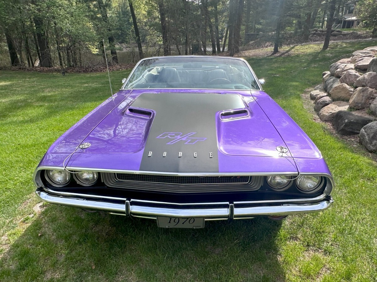 1970 Dodge Challenger R/T Plum Crazy Convertible (SE Molding Package A63 M31) - photo 4