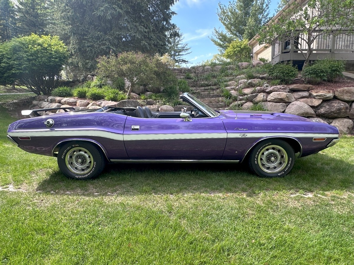 1970 Dodge Challenger R/T Plum Crazy Convertible (SE Molding Package A63 M31) - photo 5