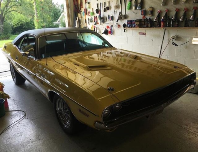 1970 Dodge Challenger - photo 6