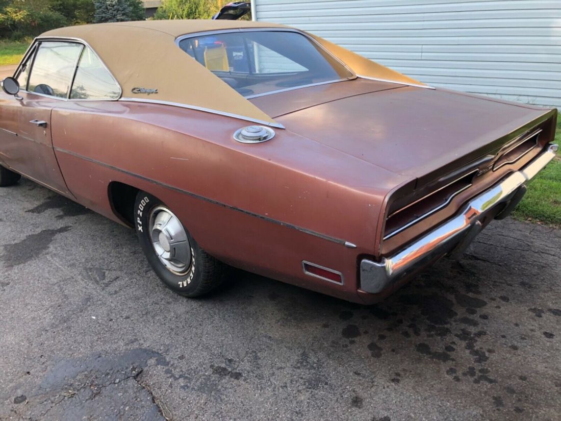 1970 Dodge Charger - photo 13