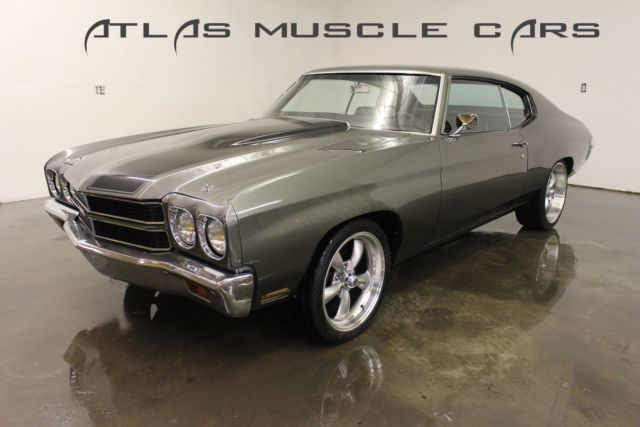 1970 Chevrolet Chevelle disc brakes new wiring aftermarket gauges - photo 3
