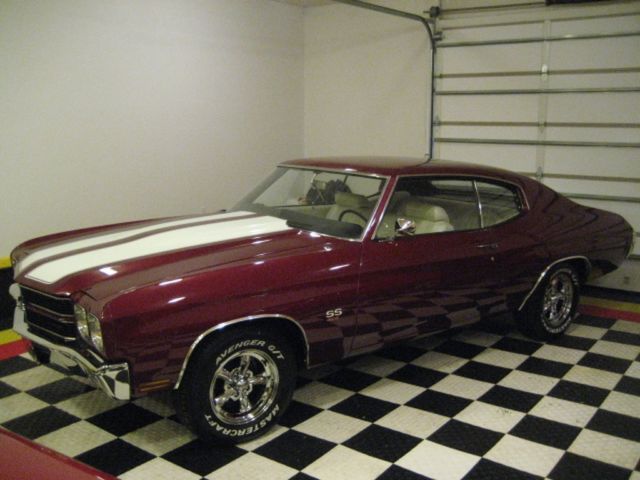1970 Chevelle SS 454 Clone! Muncie 4 Spd, 12 Bolt, PS, PB! Factory Malibu Tach! 1970 Chevrolet Chevelle SS Clone