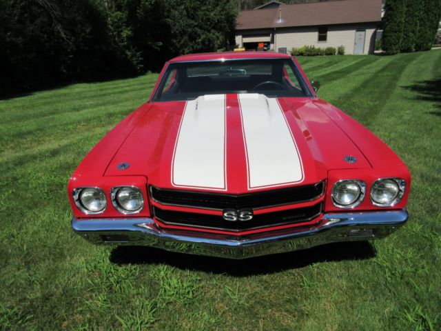 1970 Chevelle SS clone Rotisserie nut and bolt restoration 1970 Chevrolet Chevelle