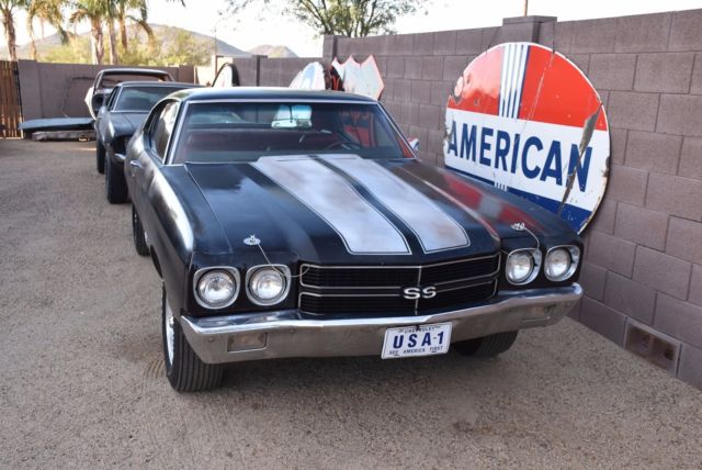 1970 Chevrolet Chevelle SS454 LS5 Tuxedo Black "Ultimate Day II Barn Find" - photo 2